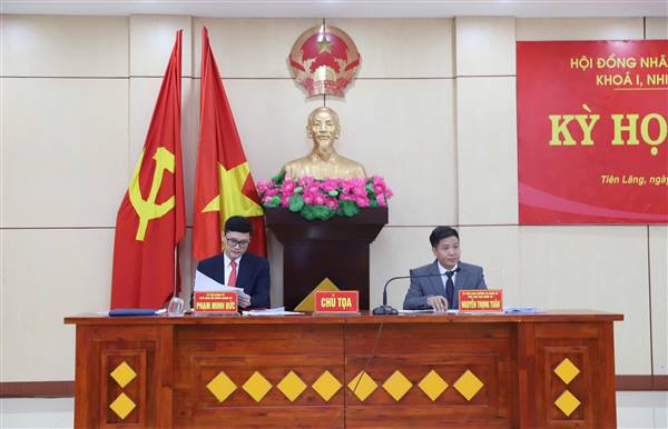 Kỳ họp thứ 4 - kỳ họp thường lệ cuối năm 2025 HĐND xã Tiên Lãng thành công tốt đẹp