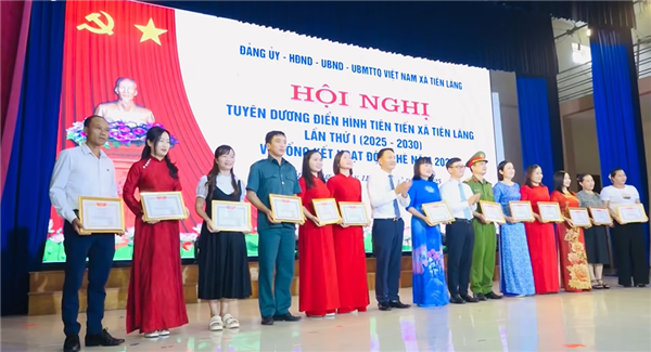 Xã Tiên Lãng tổ chức Hội nghị tuyên dương điển hình tiên tiến lần thứ nhất (2025-2030), tổng kết hoạt động hè năm 2025