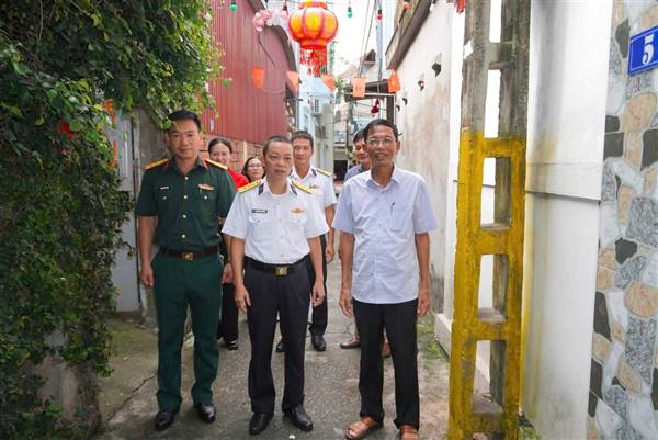 XÃ TIÊN LÃNG TỔ CHỨC THĂM, TẶNG QUÀ NGƯỜI CÓ CÔNG NHÂN KỶ NIỆM 79 NĂM NGÀY THƯƠNG BINH - LIỆT SĨ (27/7/1947 - 27/7/2026)
