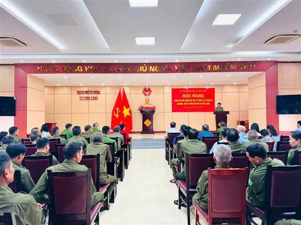 UBND XÃ TIÊN LÃNG TỔ CHỨC HỘI NGHỊ CÔNG BỐ QUYẾT ĐỊNH SẮP XẾP, TỔ CHỨC LẠI TỔ BẢO VỆ AN NINH, TRẬT TỰ Ở CƠ SỞ