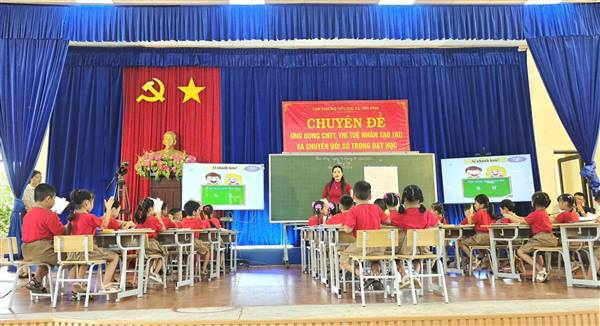 Chuyên đề ứng dụng CNTT, trí tuệ nhân tạo (AI) và Chuyển đổi số trong dạy học