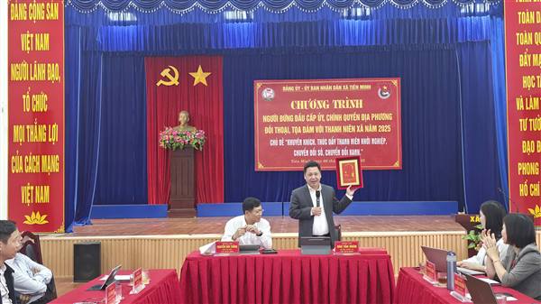 Đấu giá bức chân dung Chủ tịch Hồ Chí Minh - Khơi nguồn cảm hứng khởi nghiệp, chuyển đổi số, phát triển xanh cho thanh niên Tiên Minh