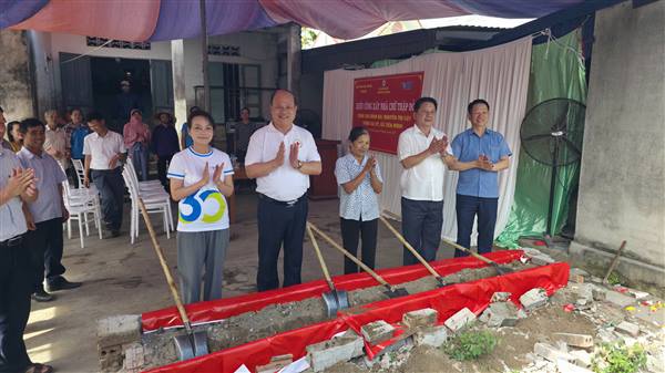Khởi công xây dựng Nhà Chữ thập đỏ cho hộ cận nghèo tại xã Tiên Minh