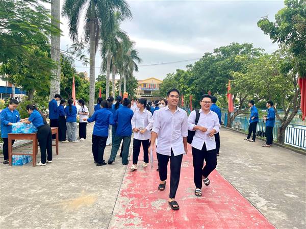 Ngày đầu kỳ thi tốt nghiệp THPT năm 2026 diễn ra an toàn, nghiêm túc, đúng quy chế
