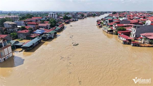 LŨ TRÊN SÔNG CẦU, SÔNG THƯƠNG CÓ KHẢ NĂNG ĐẠT ĐỈNH VÀO CHIỀU NAY
