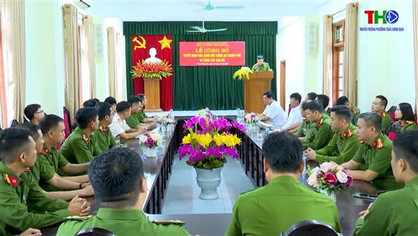 CÔNG AN PHƯỜNG TRẦN HƯNG ĐẠO TỔ CHỨC LỄ CÔNG BỐ QUYẾT ĐỊNH VỀ CÔNG TÁC CÁN BỘ.