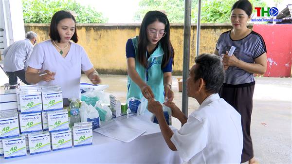 Phường Trần Hưng Đạo khám sức khỏe định kỳ cho người cao tuổi.