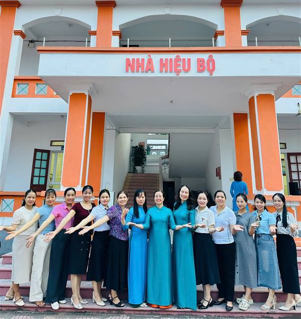 ❤️BUỔI GẶP MẶT – CHIA TAY CÁC ĐỒNG CHÍ GVNV LUÂN CHUYỂN CÔNG TÁC ❤️