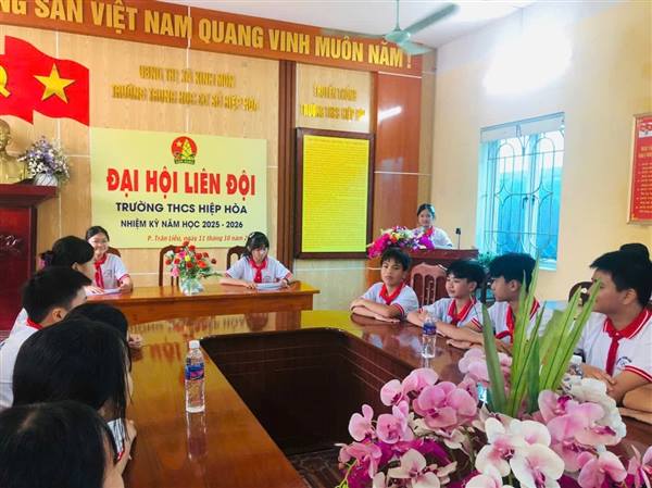 Thực hiện nhiệm vụ năm học, công tác Đội và phong trào thiếu nhi năm học 2025- 2026, được sự chỉ đạo của BGH, cấp uỷ Liên đội trường THCS Hiệp Hòa long trọng tổ chức Đại hội liên đội nhiệm kỳ năm học 2025- 2026 vào chiều ngày 11/10/2025.