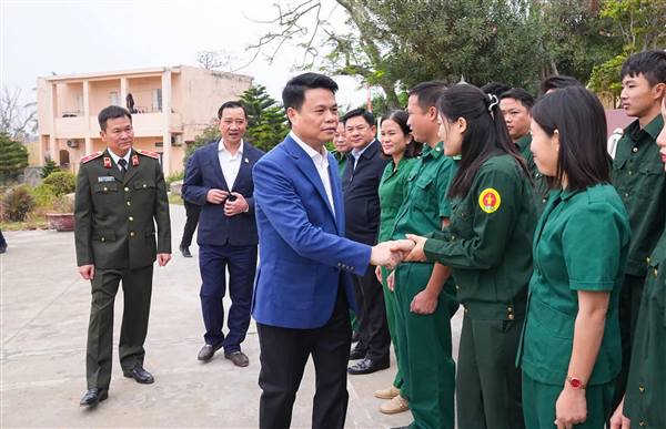 🔸Chủ tịch UBND Thành phố Lê Ngọc Châu chỉ đạo Đặc khu Bạch Long Vĩ hoàn thành 3 trụ cột bền vững: Du lịch cao cấp, Nuôi trồng hải sản cao cấp, và Bảo tồn Hệ sinh thái; xây dựng Đảo thành Trung tâm Hậu cần - Tìm kiếm cứu nạn khu vực Tây Bắc; quyết tâm đưa Bạch Long Vĩ trở thành tiền tiêu vững mạnh!