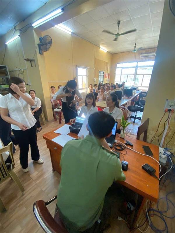Thực hiện chủ trương của Ban Tổ chức Trung ương, Bộ Công an và Thành uỷ Thành phố Hải Phòng về việc ứng dụng Cơ sở dữ liệu quốc gia về dân cư phục vụ công tác xây dựng Đảng.