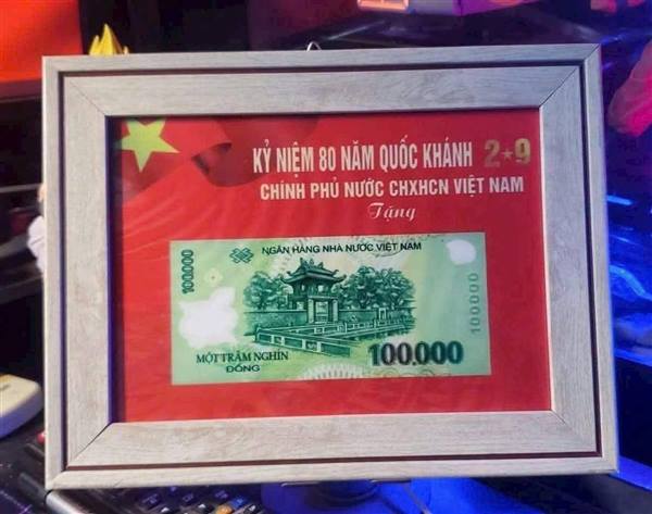 ❤️100.000 VNĐ không mua được độc lập.
❤️Nhưng không có độc lập thì không có 100.000VNĐ!
🇻🇳🇻🇳🇻🇳Chúc mừng kỷ niệm 80 năm Quốc khánh nước Cộng hòa xã hội chủ nghĩa Việt Nam (2/9/1945 - 2/9/2025).