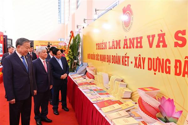 TỔNG BÍ THƯ TÔ LÂM DỰ VÀ PHÁT BIỂU CHỈ ĐẠO ĐẠI HỘI ĐẠI BIỂU ĐẢNG BỘ MTTQ, CÁC ĐOÀN THỂ TRUNG ƯƠNG LẦN THỨ I, NHIỆM KỲ 2025-2030