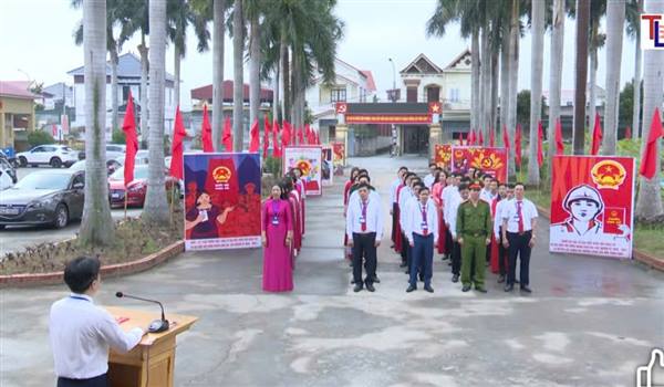 UBND Phường Trần Liễu, cán bộ, công chức, lực lượng vũ trang và đại diện các tổ dân phố đã trang trọng tổ chức Lễ chào cờ đầu tháng 3 năm 2026.