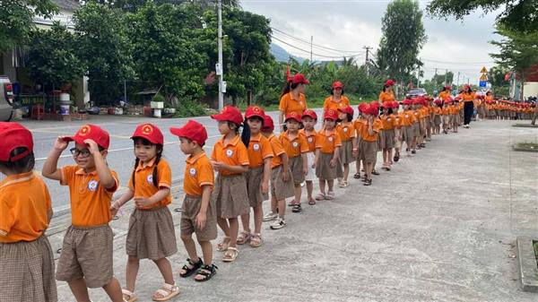 HÀNH TRÌNH KHÁM PHÁ NGÔI TRƯỜNG MỚI – TẠM BIỆT TRƯỜNG MẦM NON, CHÚNG CON SẴN SÀNG VÀO LỚP 1!