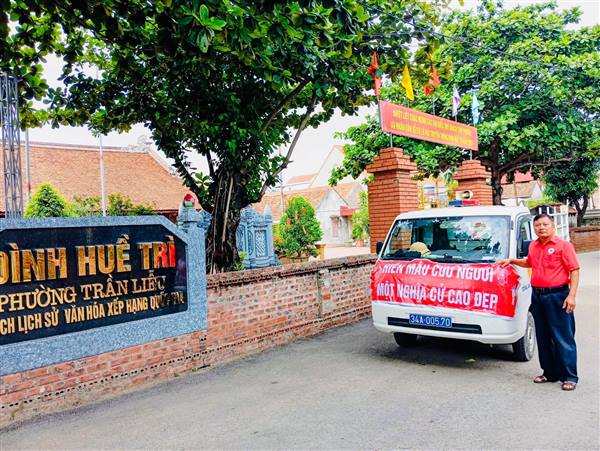 Tuyên truyền lưu động Hiến máu tình nguyện vào từng ngõ tổ dân phố trên địa bàn phường