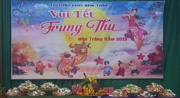 Tổ dân phố Bến Tắm tổ chức Vui Tết Trung thu 2025