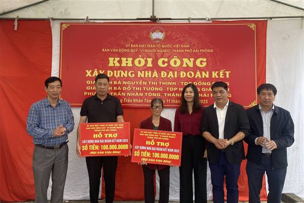 Khởi công xây dựng 2 ngôi nhà Đại Đoàn kết trên địa bàn phường Trần Nhân Tông