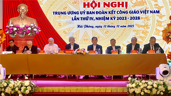 Hội nghị toàn quốc và Chương trình tiếp xúc nhân dịp Lễ Giáng sinh năm 2025