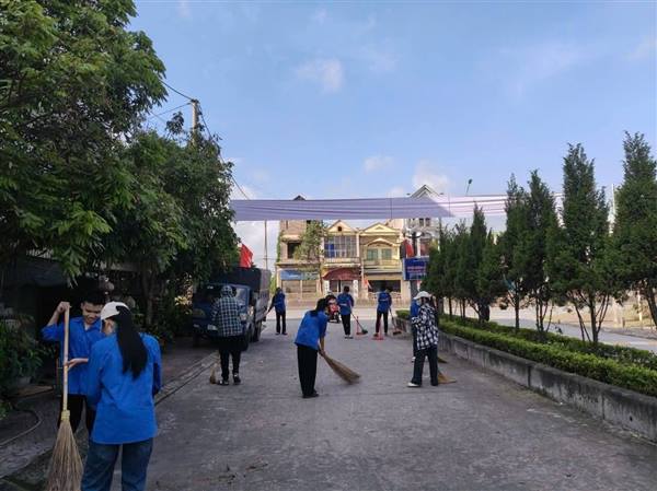 Phát động Phong trào toàn dân chung tay bảo vệ môi trường, tham gia tổng vệ sinh môi trường chào mừng Kỷ niệm 80 năm Quốc khánh 2/9