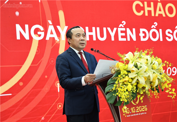 "Chuyển đổi số phải tạo ra giá trị thực chất cho người dân, doanh nghiệp"
