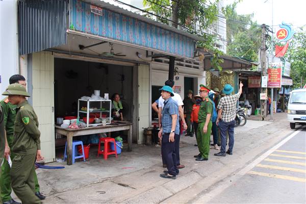Ngày đầu ra quân đảm bảo trật tự công cộng, trật tự đô thị và hành lang ATGT trên địa bàn phường
