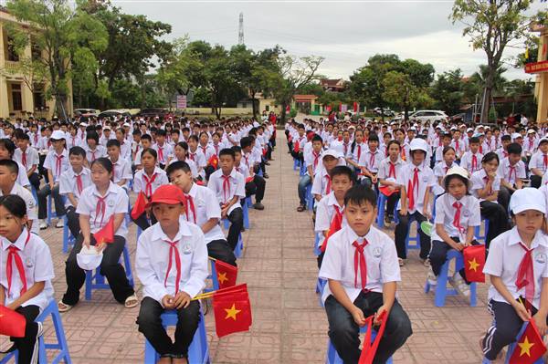 Trường THCS Trần Nhân Tông đã trang trọng tổ chức Lễ Khai giảng năm học mới 2026 – 2027