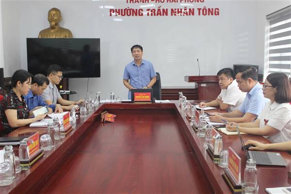Hội nghị triển khai Kế hoạch tổ chức khám sức khỏe định kỳ, khám sàng lọc miễn phí cho người dân trên địa bàn phường và một số nội dung quan trọng khác
