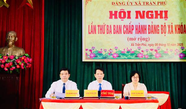 Khẩn trương bắt tay triển khai thực hiện ngay các nhiệm vụ còn lại của năm với tinh thần trách nhiệm cao nhất