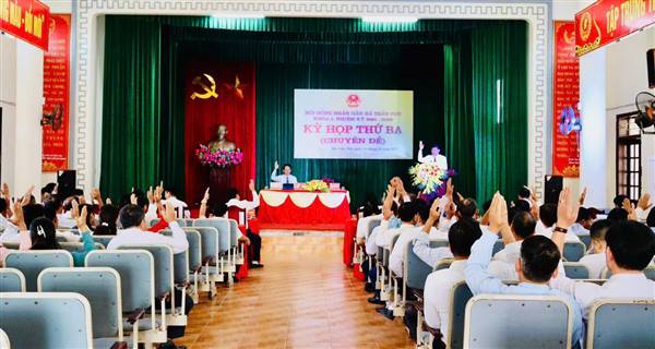 HĐND xã Trần Phú tổ chức thành công kỳ họp thứ Ba – Kỳ họp chuyên đề