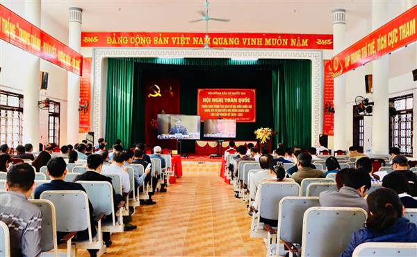 Đông đủ các đại biểu xã Trần Phú tham dự Hội nghị toàn quốc quán triệt về công tác bầu cử