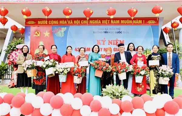 Trường Tiểu học Quốc Tuấn long trọng kỷ niệm 43 năm Ngày Nhà giáo Việt Nam (20/11/1982 - 20/11/2025)
