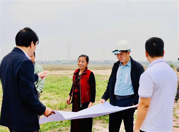 16 hộ dân thôn Cát Khê phấn khởi bốc thăm nhận đất tái định cư, đồng thuận bàn giao mặt bằng dự án cầu Kênh Vàng