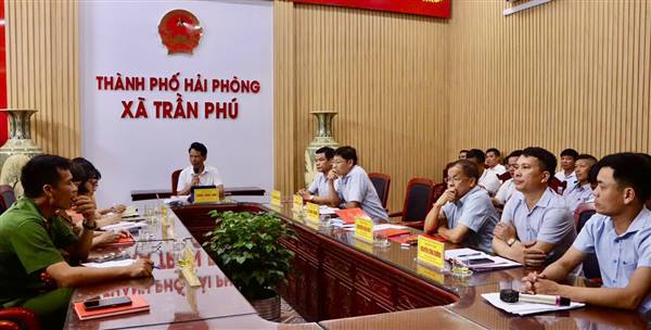 Chỉ đạo khẩn trương, quyết liệt của Ban Thường vụ Đảng ủy xã Trần Phú trong ứng phó bão số 3