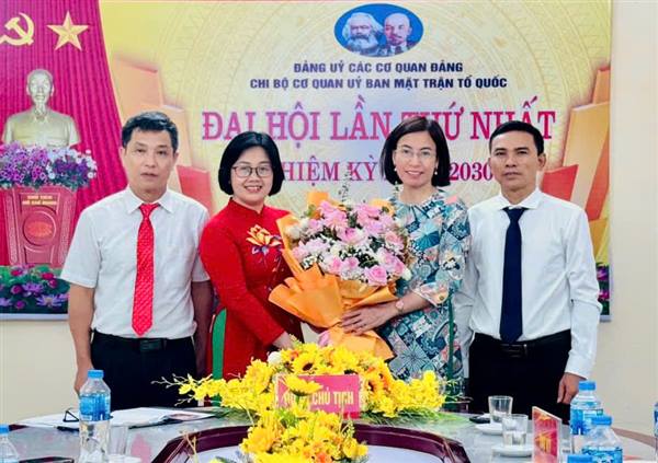 Chi bộ Cơ quan Ủy ban MTTQ xã đề ra mục tiêu, chỉ tiêu trọng tâm nhiệm kỳ 2025–2030