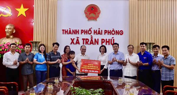 Nghĩa cử cao đẹp của một gia đình giữa mùa tri ân