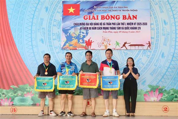 Giải bóng bàn truyền thống các câu lạc bộ xã Trần Phú năm 2025 thành công tốt đẹp