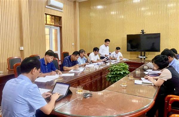 Thường trực Hội đồng nhân dân xã Trần Phú tổ chức Hội nghị định kỳ tháng 8 để xem xét những nội dung theo thẩm quyền