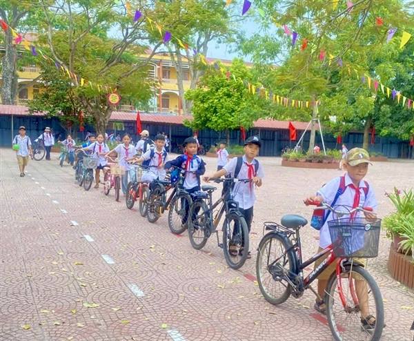 Trường Tiểu học Quốc Tuấn phát động “Tháng An toàn giao thông”