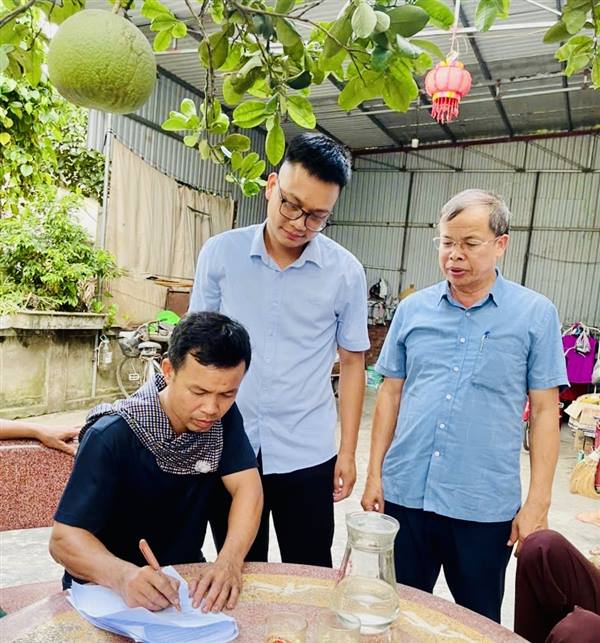 Đến ngày 24/9, có 13 hộ dân thôn Cát Khê tự nguyện ký phương án giải phóng mặt bằng đường dẫn cầu Kênh Vàng