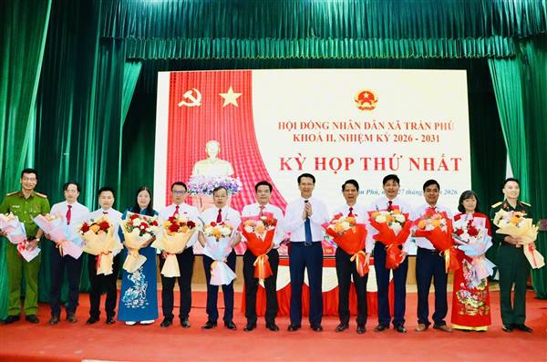 Xã Trần Phú tổ chức thành công Kỳ họp thứ nhất HĐND xã khóa II, nhiệm kỳ 2026 – 2031
