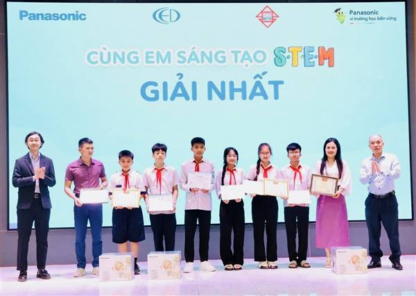 Học sinh trường THCS Nam Trung xuất sắc giành giải Nhất cuộc thi “Cùng em sáng tạo STEM” năm 2026