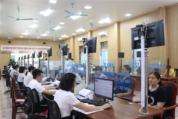 Xã Trần Phú phát động Cuộc thi “Ứng dụng AI trong thực thi nhiệm vụ của các cơ quan hành chính”