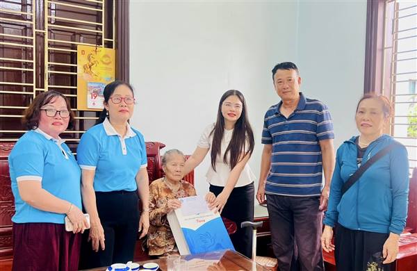 Hội LHPN xã Trần Phú: Chuỗi hoạt động ấm áp nghĩa tình trong tháng 7
