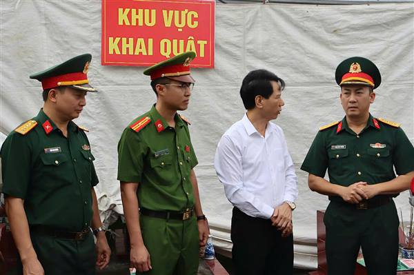 Xã Trần Phú: Trang trọng Lễ dâng hương và phối hợp lấy mẫu, số hoá thông tin hài cốt liệt sĩ tại 03 nghĩa trang