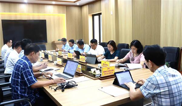 Thường trực Hội đồng nhân dân xã Trần Phú tổ chức phiên họp lần thứ Sáu để xem xét, thảo luận một số nội dung thuộc thẩm quyền 