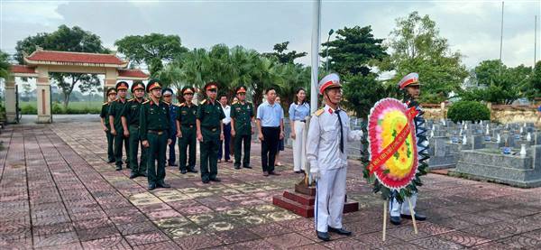 MTTQ Việt Nam xã Trường Tân tổ chức lễ dâng hương trước thềm Đại hội lần thứ I, nhiệm kỳ 2025-2030.
