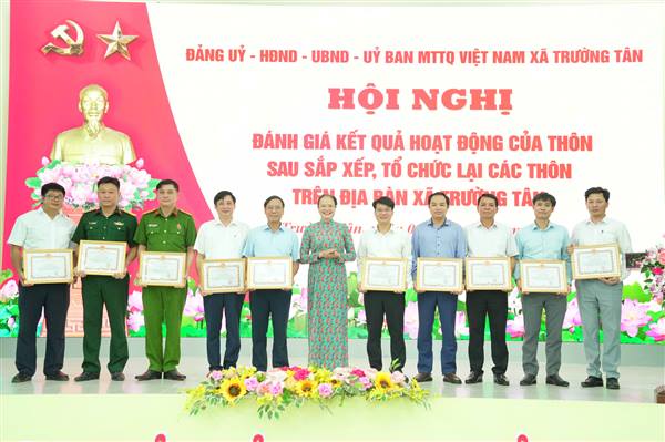 Xã Trường Tân đánh giá kết quả hoạt động của các thôn sau sắp xếp, tổ chức lại