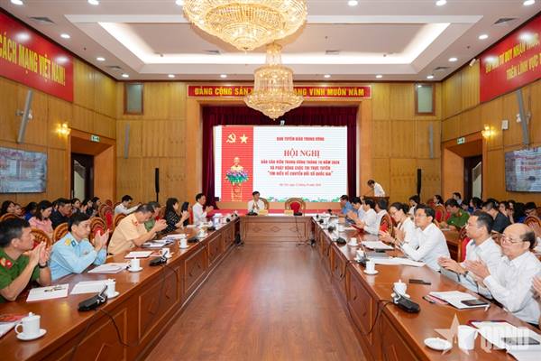 XÃ TRƯỜNG TÂN THAM DỰ HỘI NGHỊ BÁO CÁO VIÊN TRUNG ƯƠNG THÁNG 10 NĂM 2026