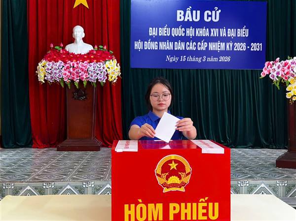 Trên 75% cử tri xã Trường Tân tham gia bỏ phiếu tính đến 10 giờ.